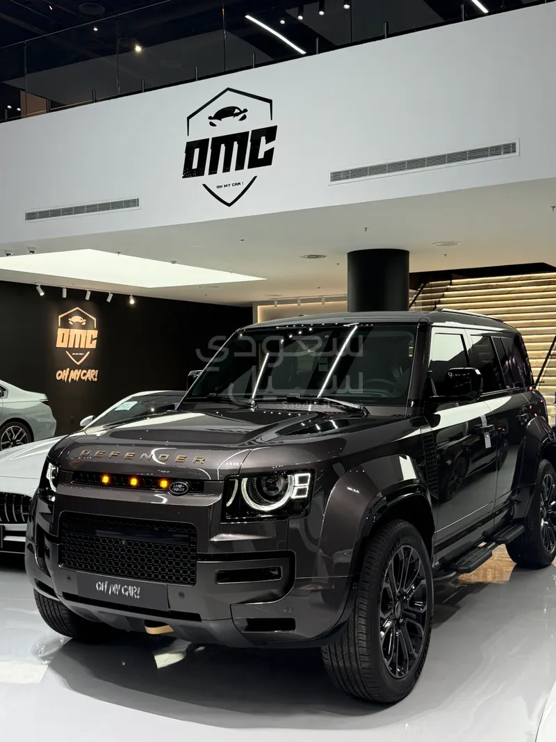 2025 Land Rover Defender Octa