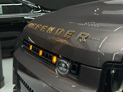 2025 Land Rover Defender Octa