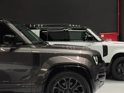 2025 Land Rover Defender Octa