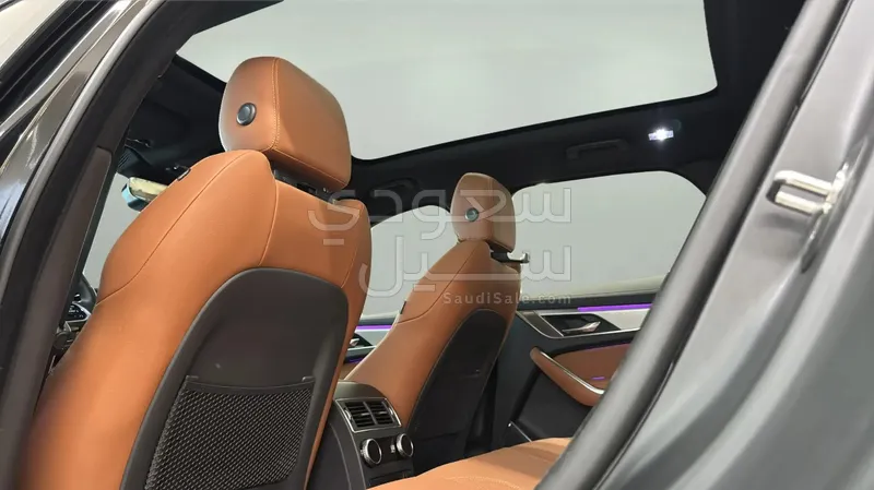 2024 Jaguar F-Pace R-DYNAMIC