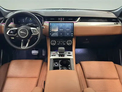2024 Jaguar F-Pace R-DYNAMIC