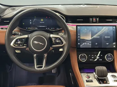 2024 Jaguar F-Pace R-DYNAMIC