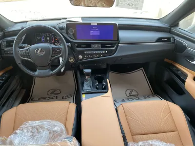 2025 لكزس إي إس 350 دي دي
