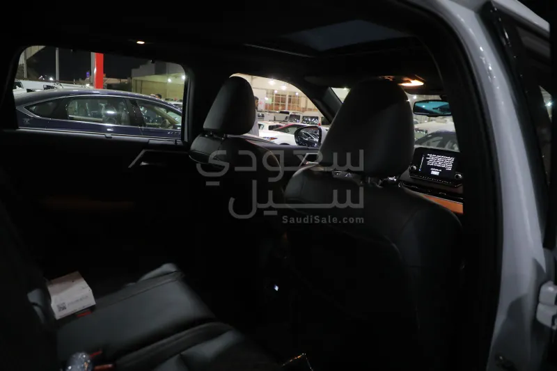 2024 متسوبيشي اوت لاندر