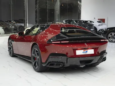 2025 فيراري 12 سيليندر