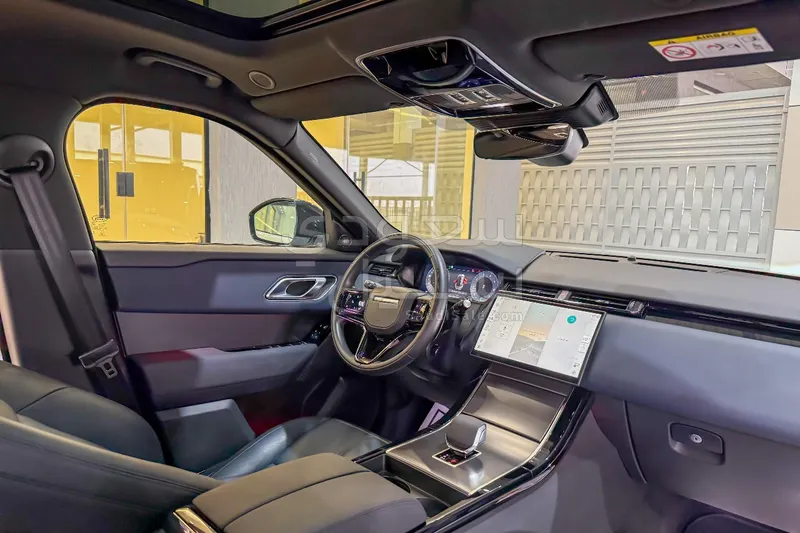 2024 Land Rover Range Rover Velar SE