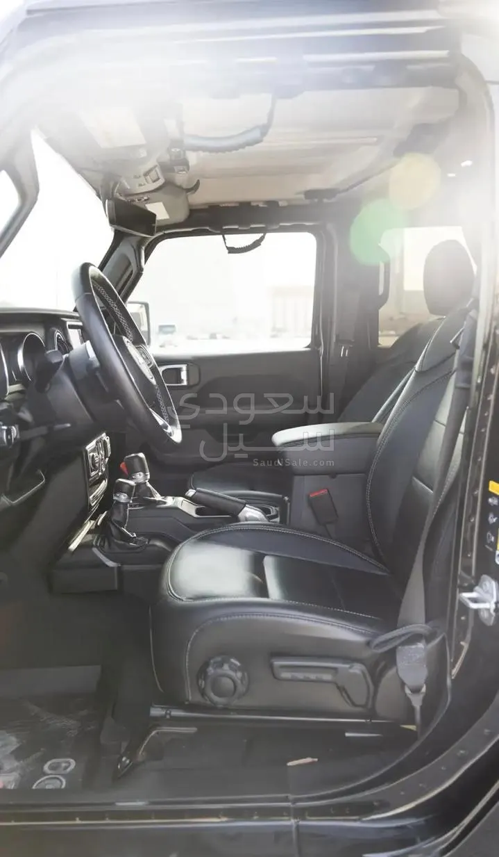 2022 Jeep Wrangler Sahara