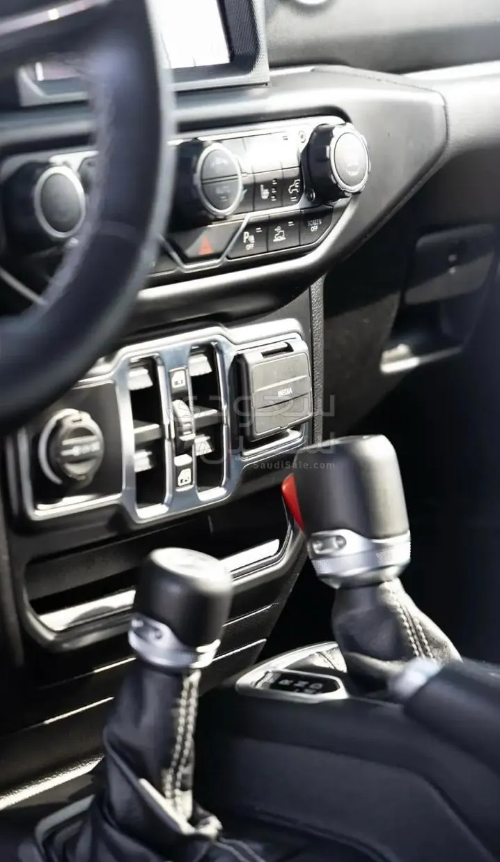 2022 Jeep Wrangler Sahara