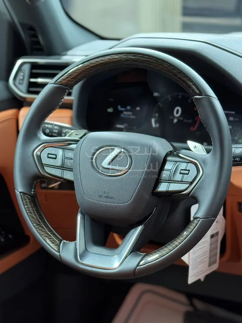 2025 Lexus LX 600 vip