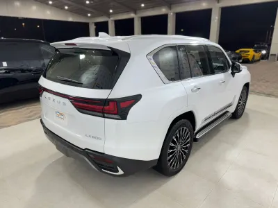 2025 Lexus LX 600 vip