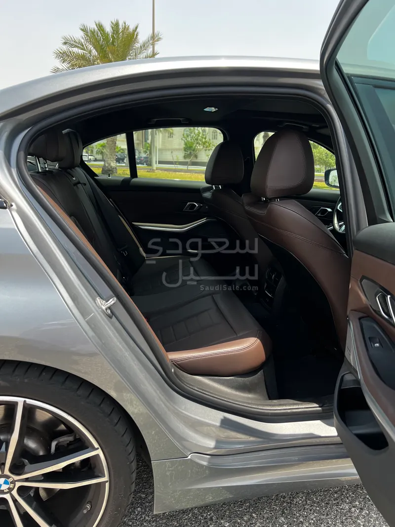 2024 بي ام دبليو الفئة الثالثة 330 أي