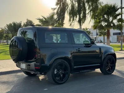 2025 Land Rover Defender 90