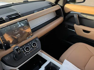 2025 Land Rover Defender 90