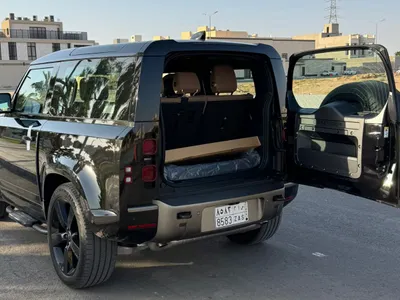 2025 Land Rover Defender 90