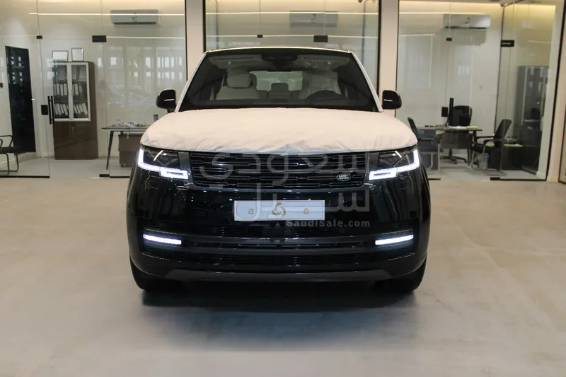 2025 Land Rover Range Rover HSE