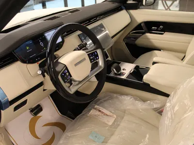 2025 Land Rover Range Rover HSE