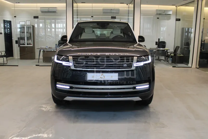 2025 Land Rover Range Rover HSE