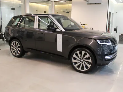 2025 Land Rover Range Rover HSE