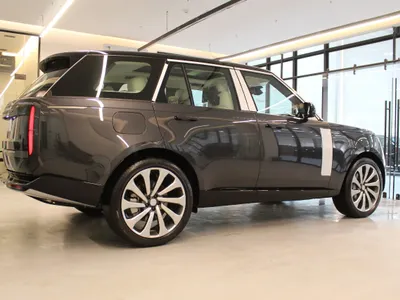 2025 Land Rover Range Rover HSE