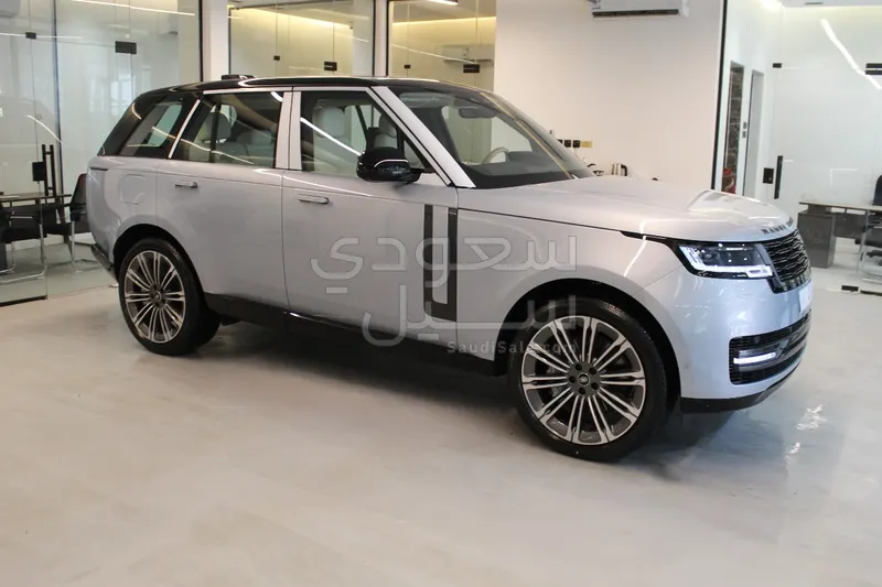 2025 Land Rover Range Rover HSE