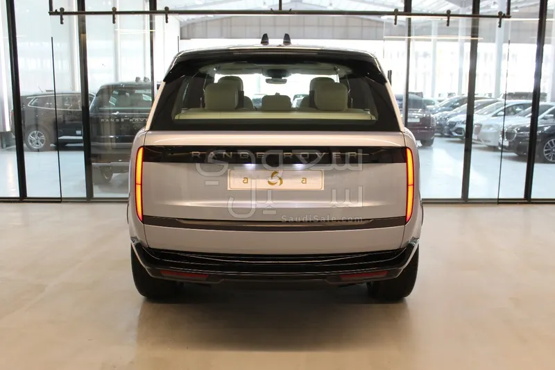 2025 Land Rover Range Rover HSE