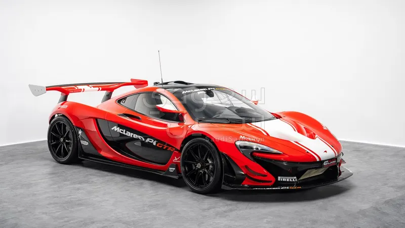2015 McLaren P1