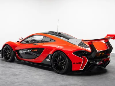 2015 McLaren P1