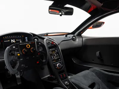 2015 McLaren P1