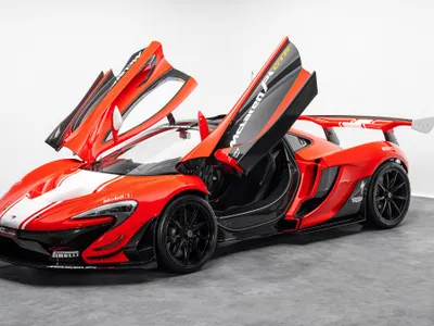 2015 McLaren P1