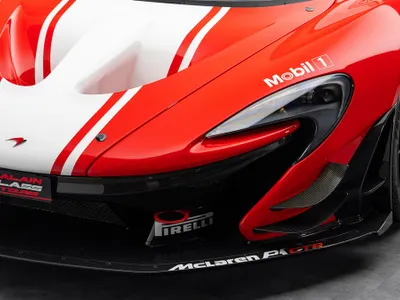 2015 McLaren P1