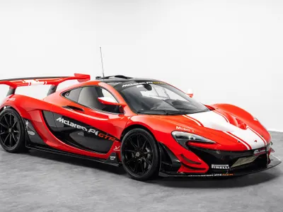 2015 McLaren P1