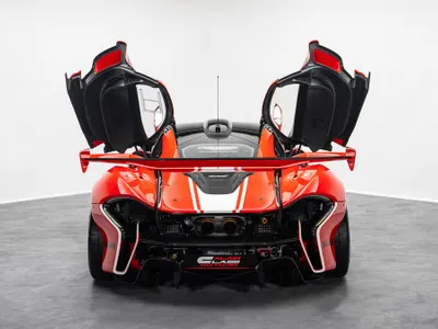 2015 McLaren P1