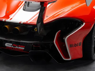 2015 McLaren P1