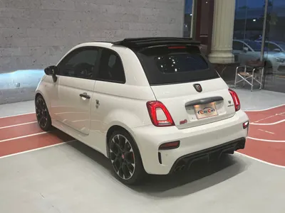 2022 فيات ابارث 595 كومبيتزيون