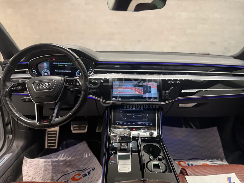 2022 اودي اي 8