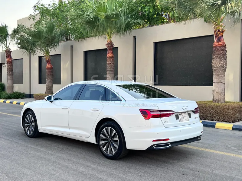 2022 اودي اي 6 40 تي اف اس اي
