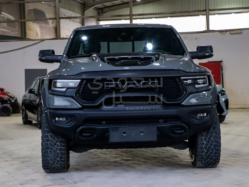 2023 دودج رام تي ار اكس