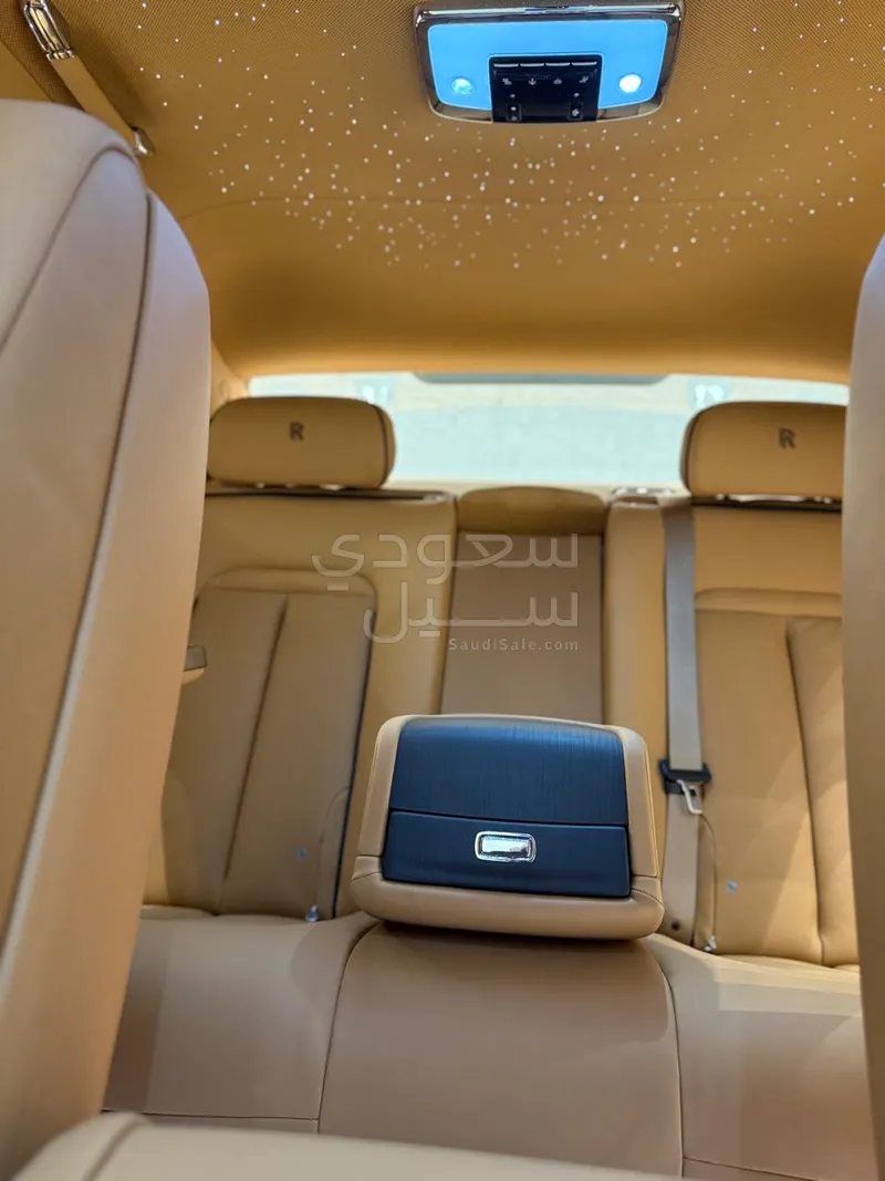 2023 رولز رويس قوست