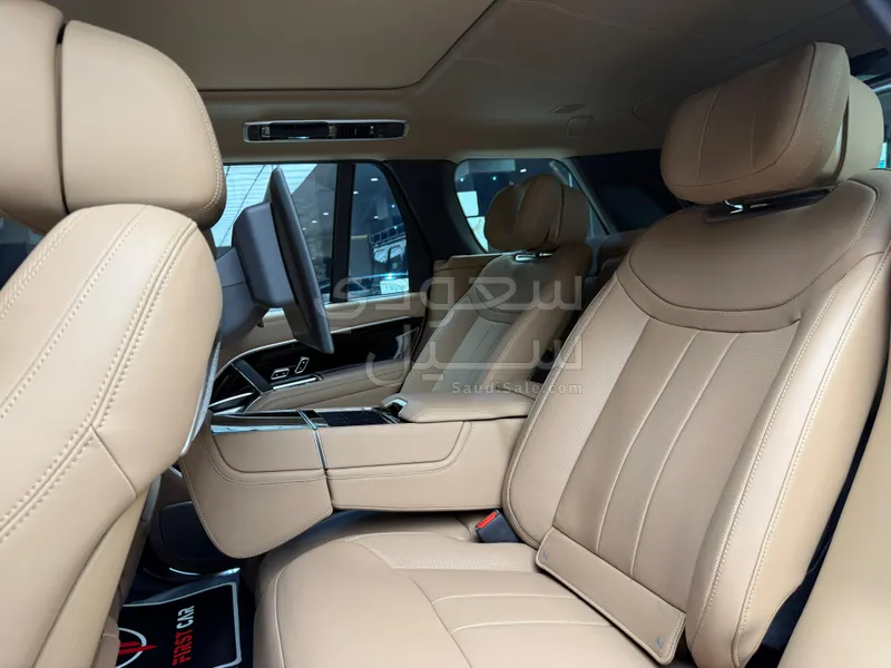 2024 Land Rover Range Rover Autobiography