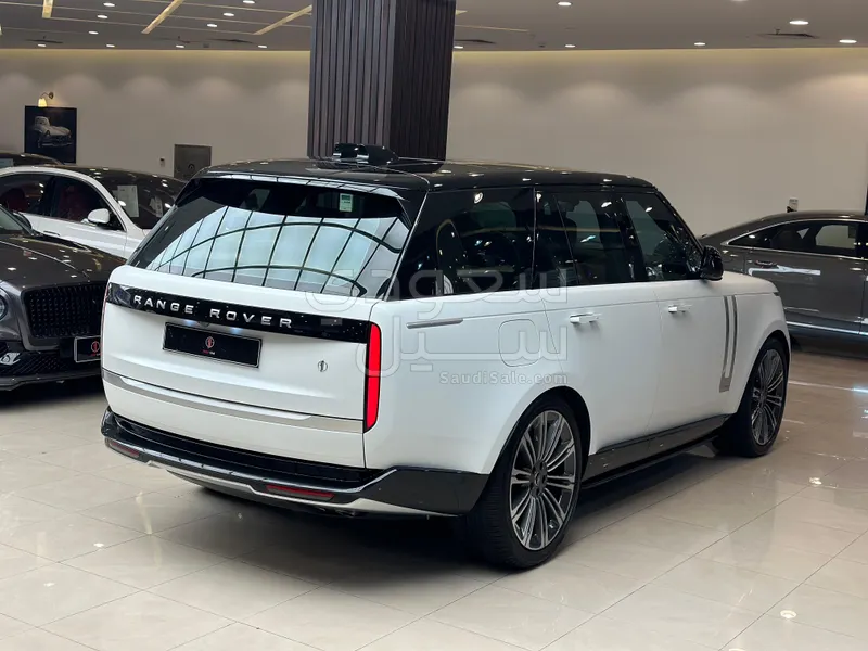 2024 Land Rover Range Rover Autobiography
