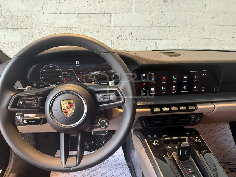 2025 بورش 911 كاريرا