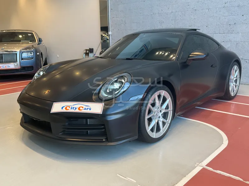 2025 بورش 911 كاريرا