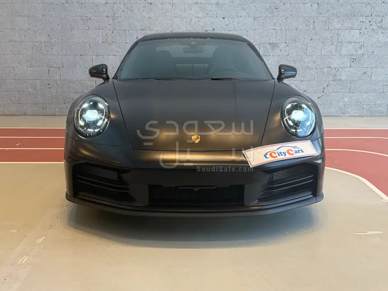 2025 بورش 911 كاريرا
