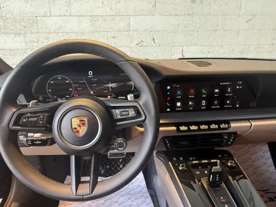 2025 بورش 911 كاريرا