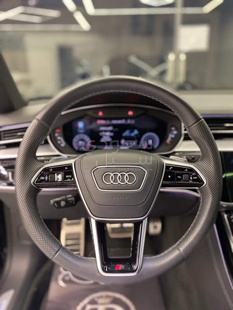 2023 Audi A8L 55TFSI