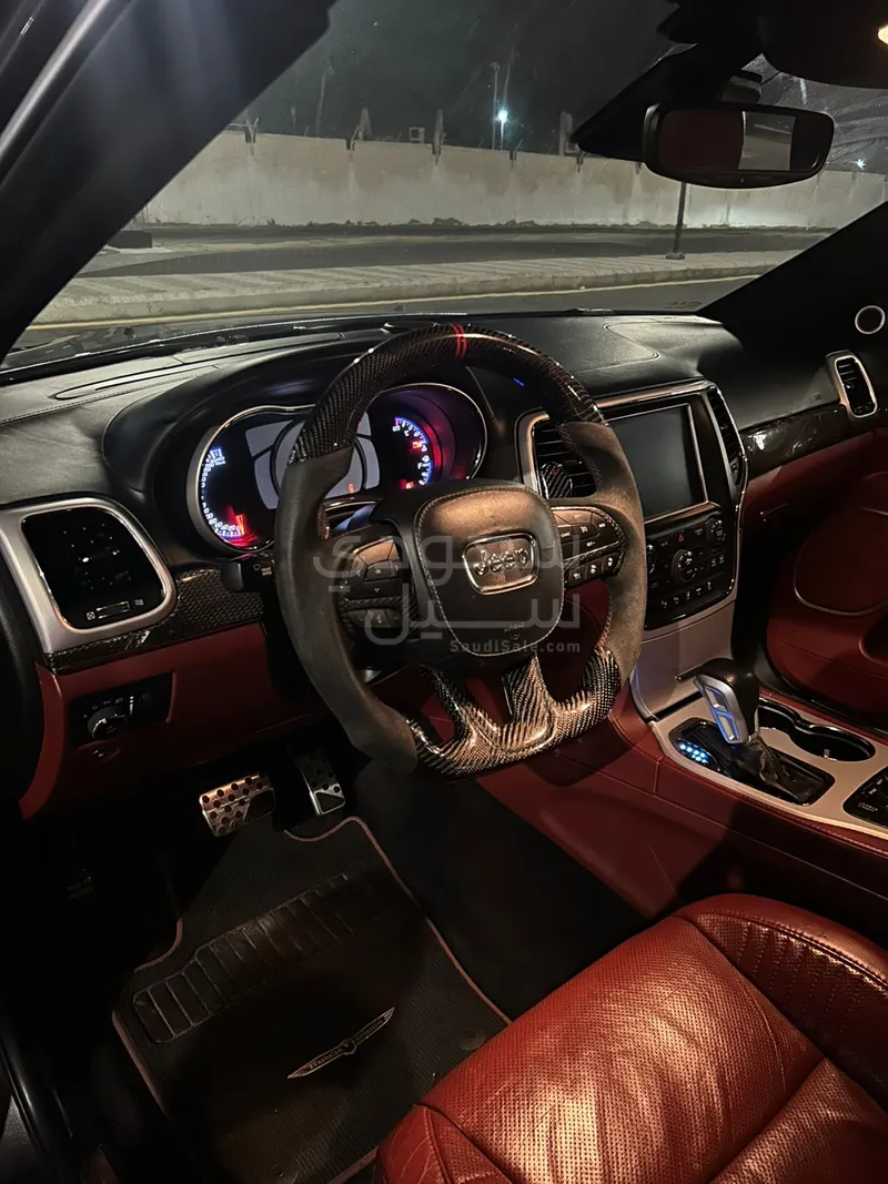 2018 Jeep Grand Cherokee Track Hawk