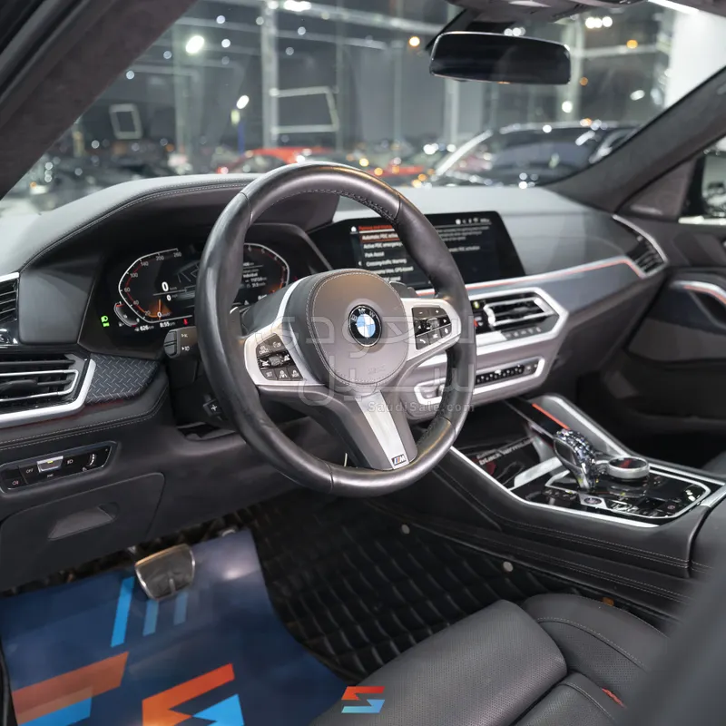 2022 BMW X Series 6