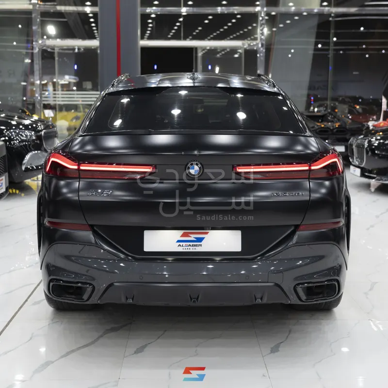 2022 BMW X Series 6