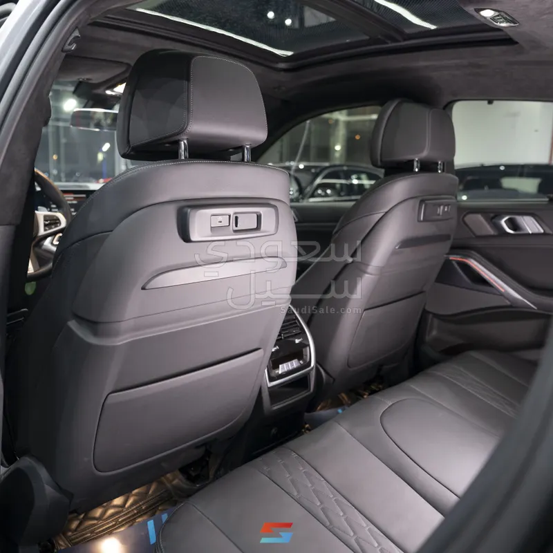 2022 BMW X Series 6