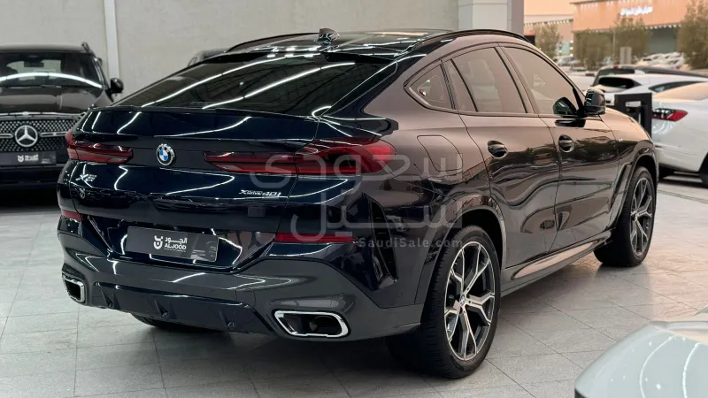 2021 بي ام دبليو الفئة اكس 6